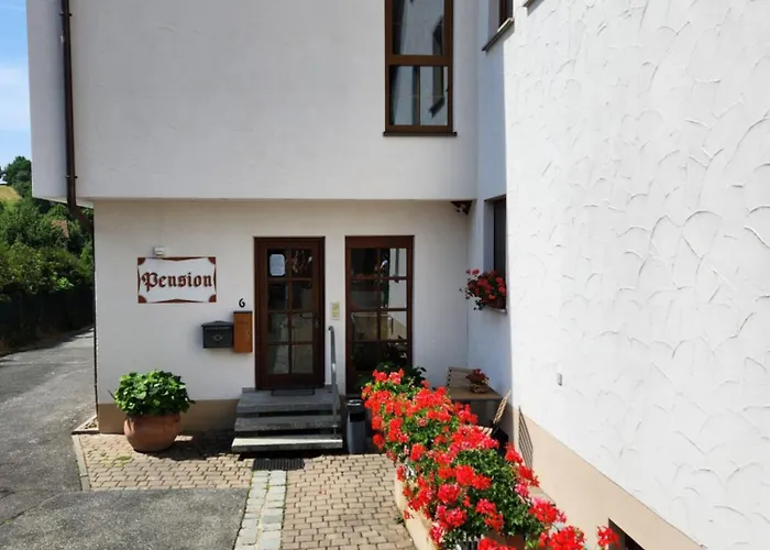 Landgasthof Hummel Hotel *