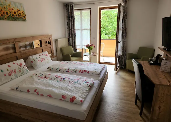 فندق Landgasthof Hummel Ebensfeld